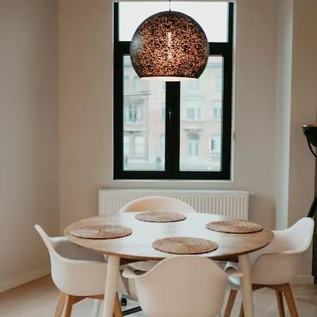 Modern Near - Easy Access, Ideal Living Appartement